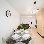 Serenity Ap In Odyssey Pools N Parking Năvodari