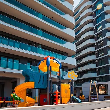 Serenity Ap In Odyssey Pools N Parking Apartment