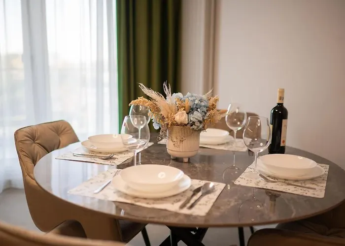 Serenity Ap In Odyssey Pools N Parking Apartment *